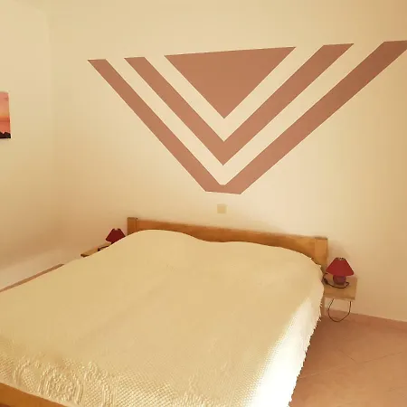 Haus Milan Apartment Rab Town